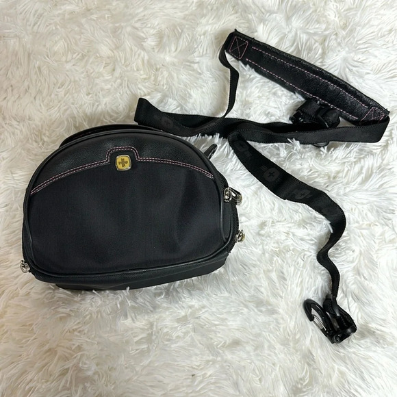 Wenger Camara Case Shoulder Bag or Small crossbody bag New Never Used - Picture 1 of 12